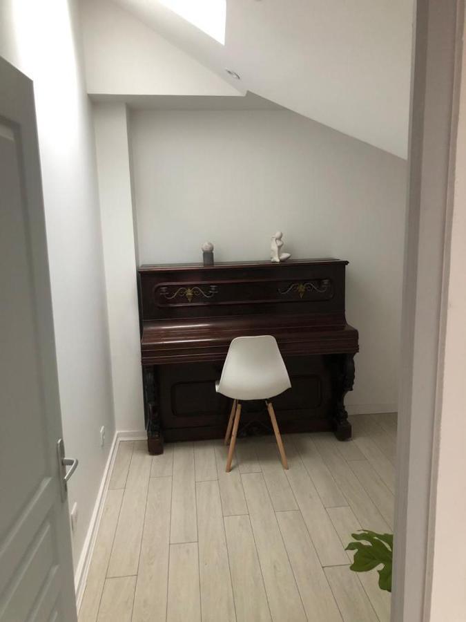 Alsacian Home - Old Town Cosy Apartments Колмар Екстериор снимка